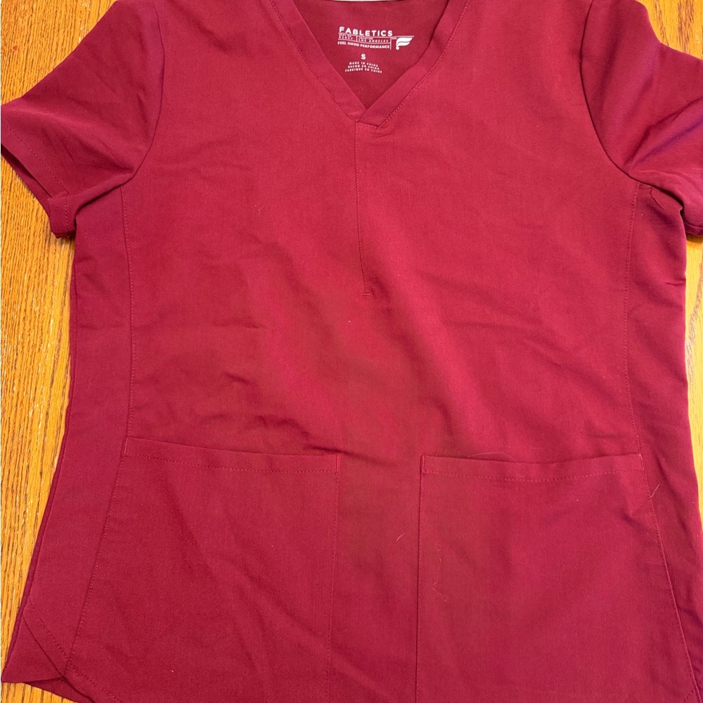 Fabletics Maroon Short Sleeve V-Neck scrub top